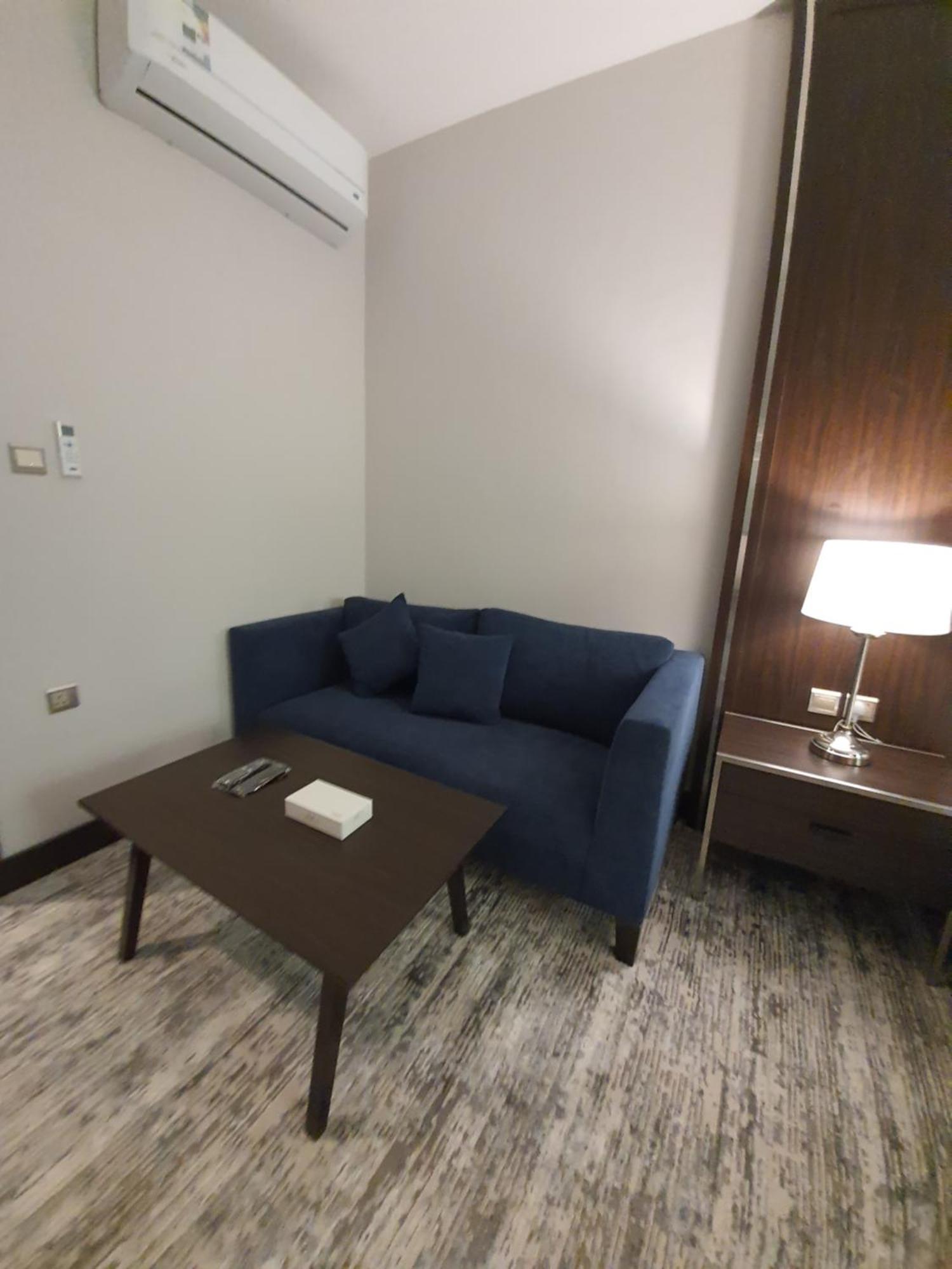 Lily Hotel Suite Mubarraz Al-Hofuf Room photo