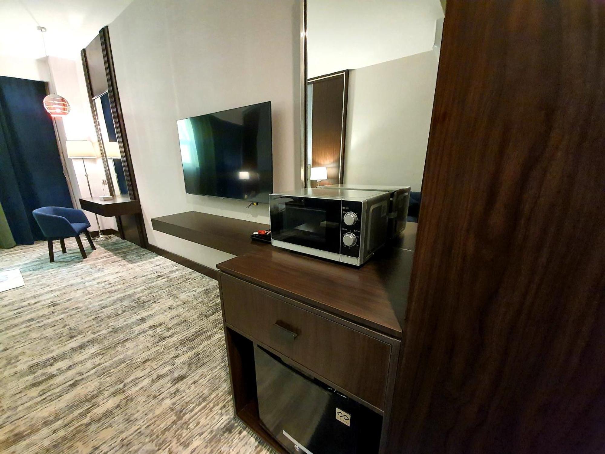 Lily Hotel Suite Mubarraz Al-Hofuf Room photo