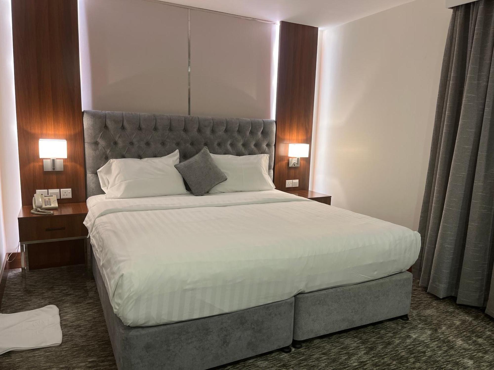 Lily Hotel Suite Mubarraz Al-Hofuf Exterior photo