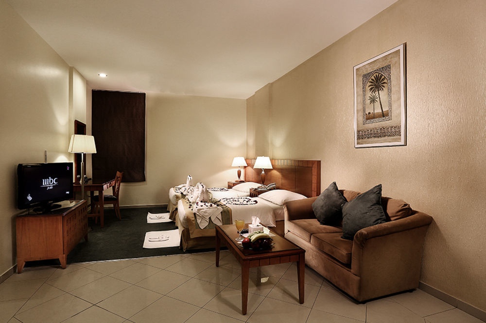 Lily Hotel Suite Mubarraz Al-Hofuf Exterior photo
