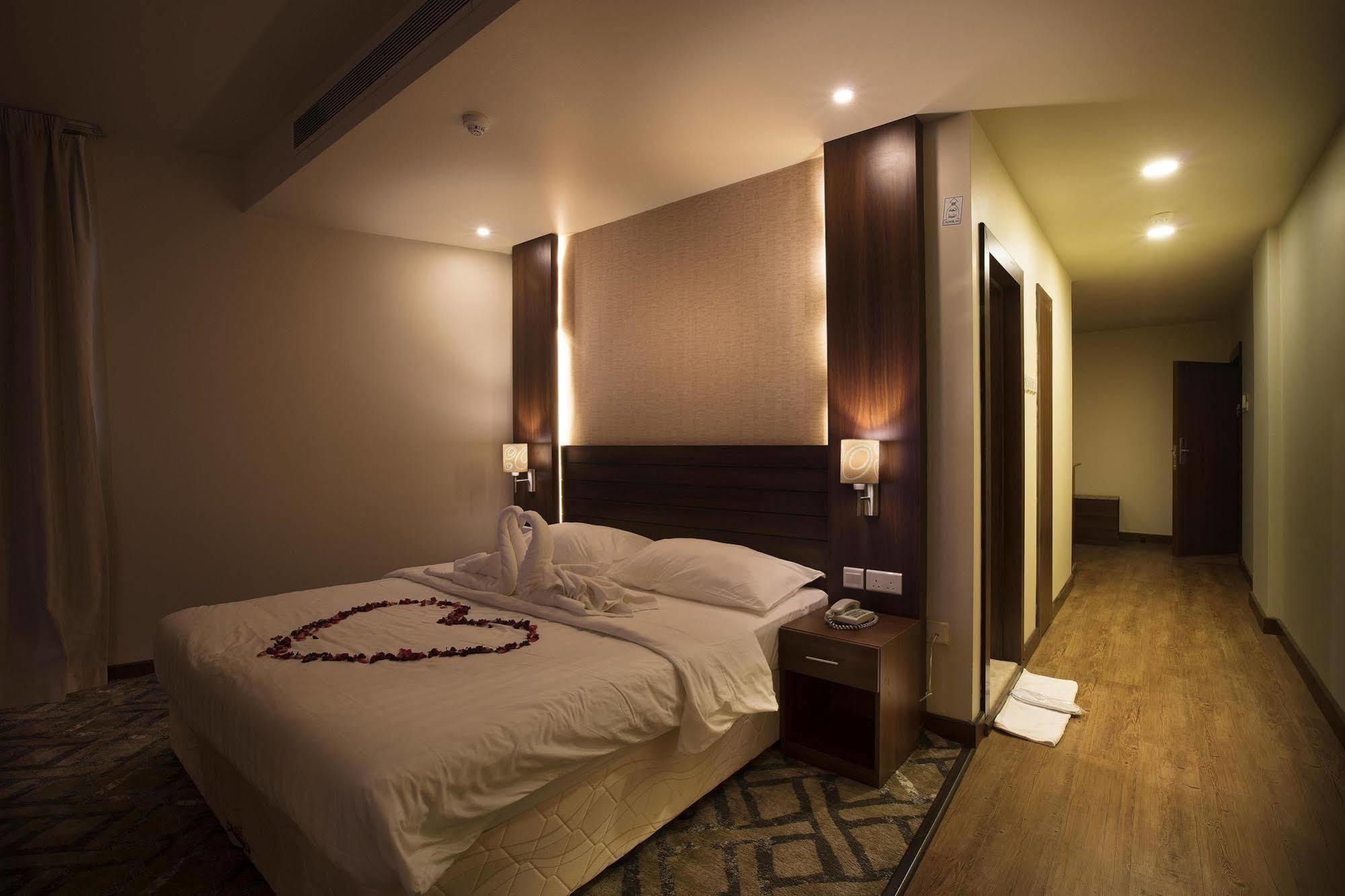 Lily Hotel Suite Mubarraz Al-Hofuf Exterior photo