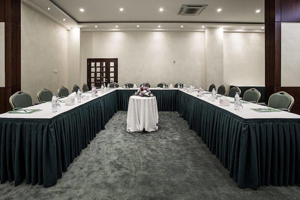 Lily Hotel Suite Mubarraz Al-Hofuf Exterior photo