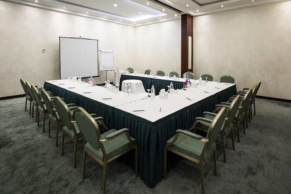 Lily Hotel Suite Mubarraz Al-Hofuf Exterior photo
